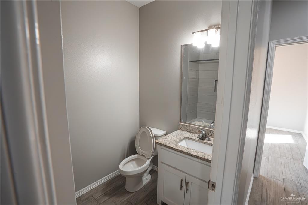 Photo 10 of 2108 Stauffer Street #3