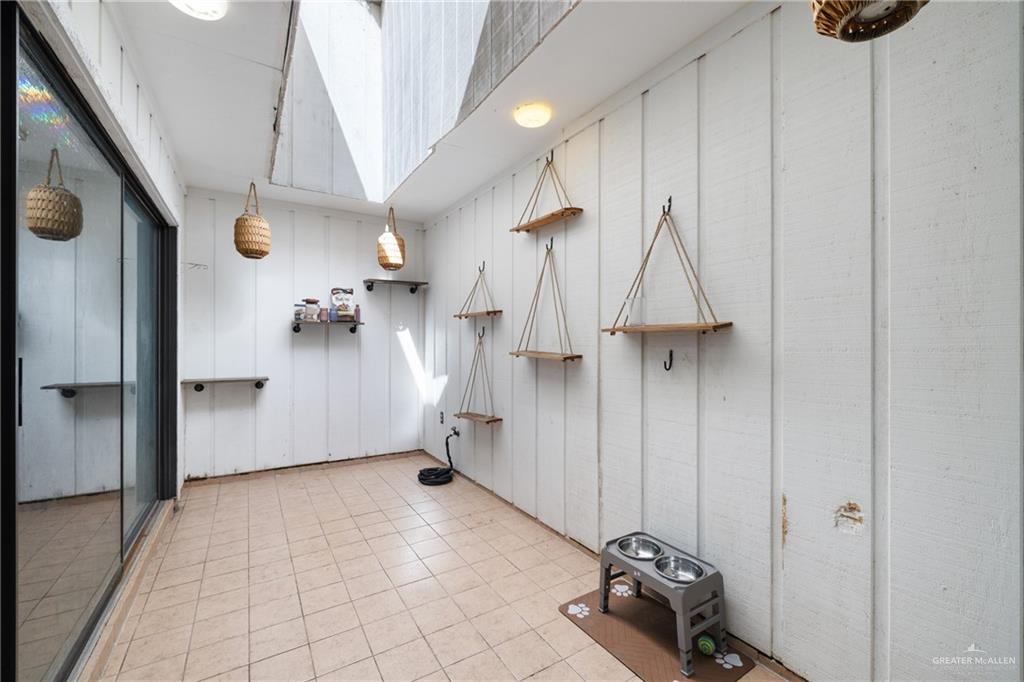 Photo 8 of 324 Toronto Avenue #39