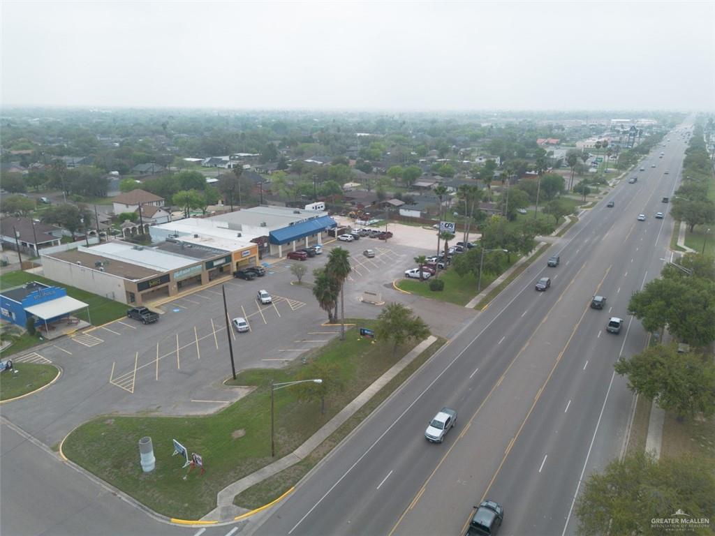 Photo 3 of 2722 Conway Avenue