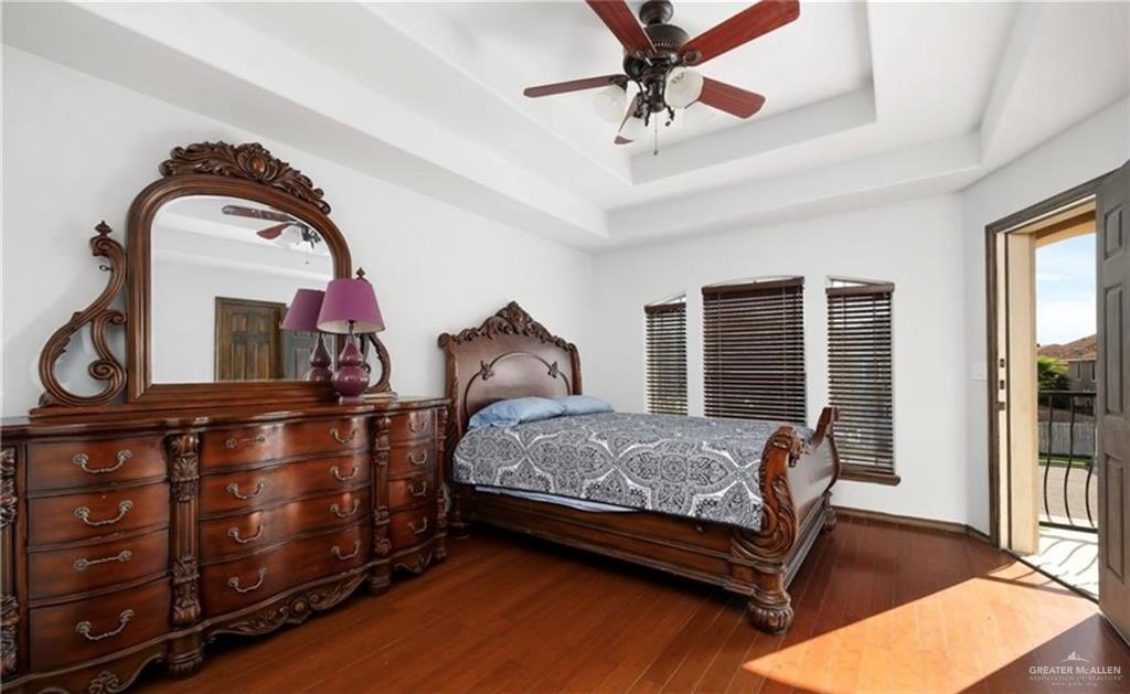 Photo 8 of 1305 Olympia Avenue #D