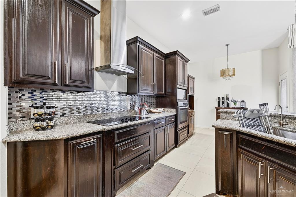 Photo 6 of 1700 Ventura Drive