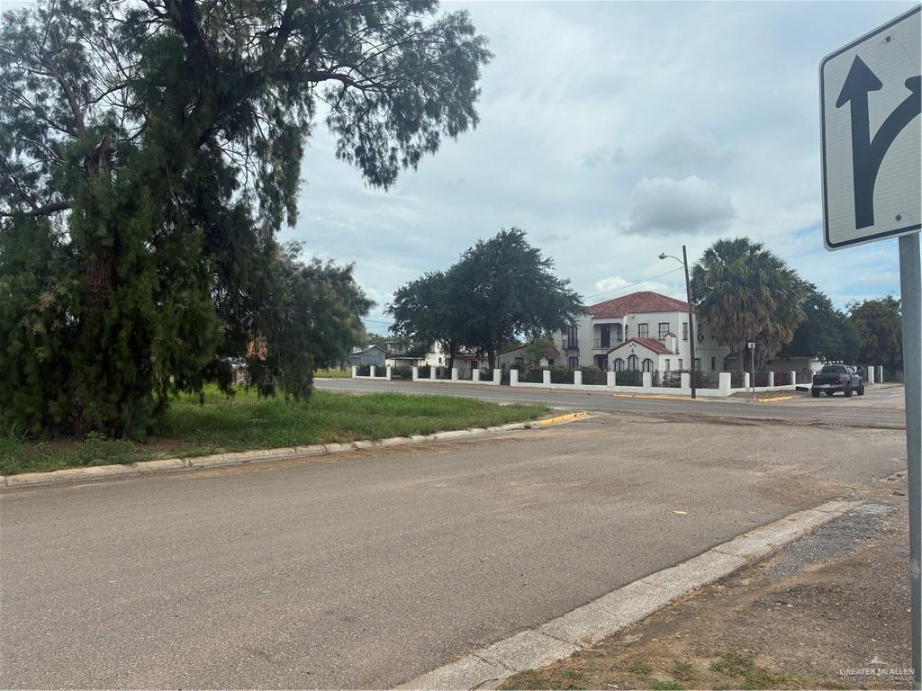 Photo 3 of 309 2nd Street