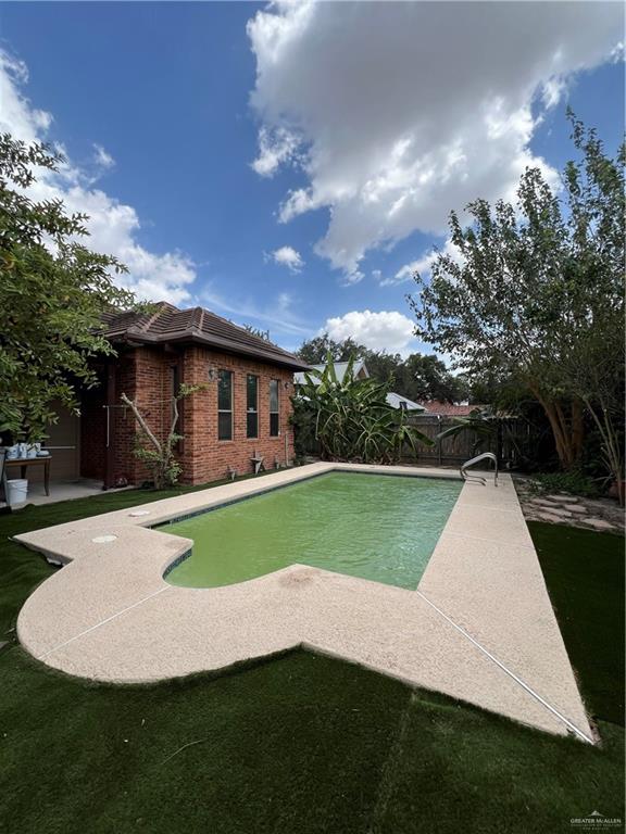 Photo 26 of 500 Woodland Drive