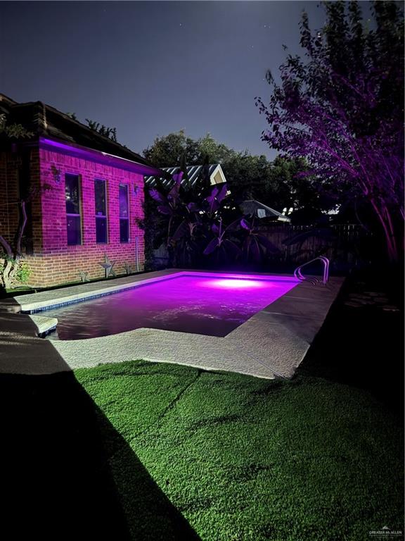 Photo 4 of 500 Woodland Drive