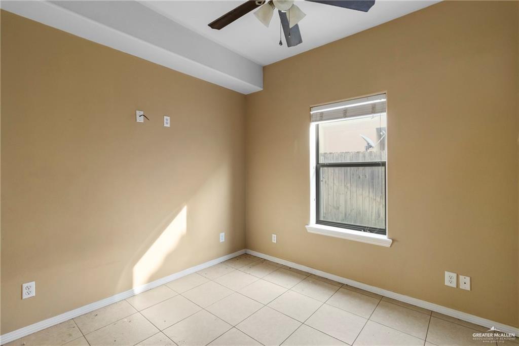 Photo 7 of 3005 L Street #2