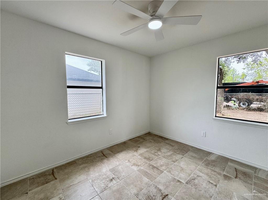 Photo 21 of 106 Aldrin Street