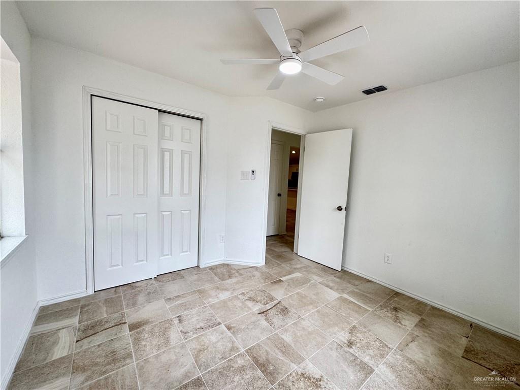 Photo 27 of 106 Aldrin Street