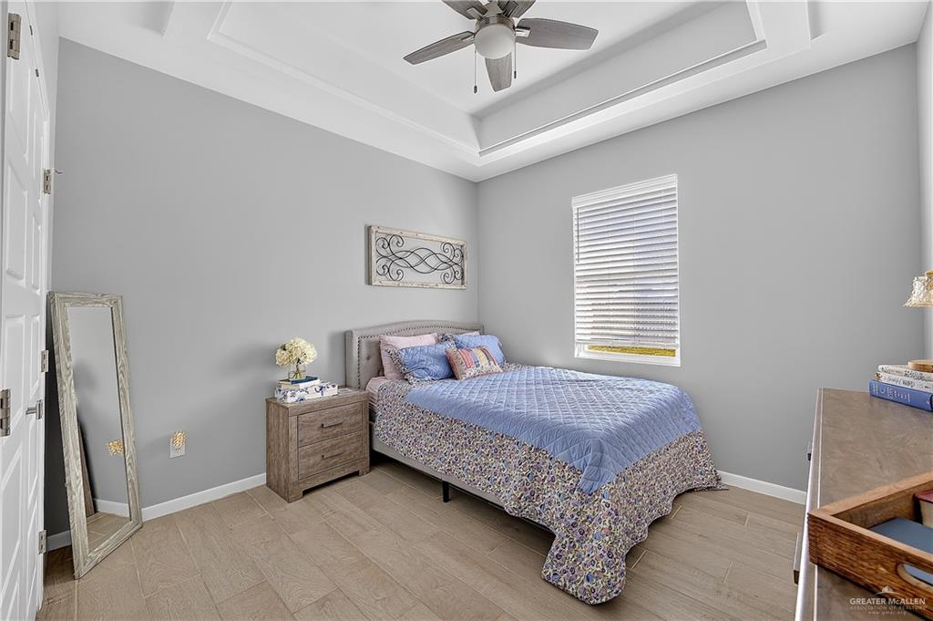 Photo 9 of 3120 Zinnia Avenue