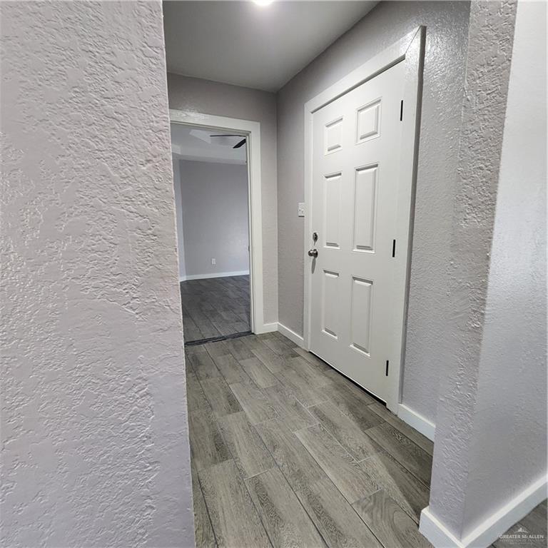 Photo 7 of 421 Casiano Street