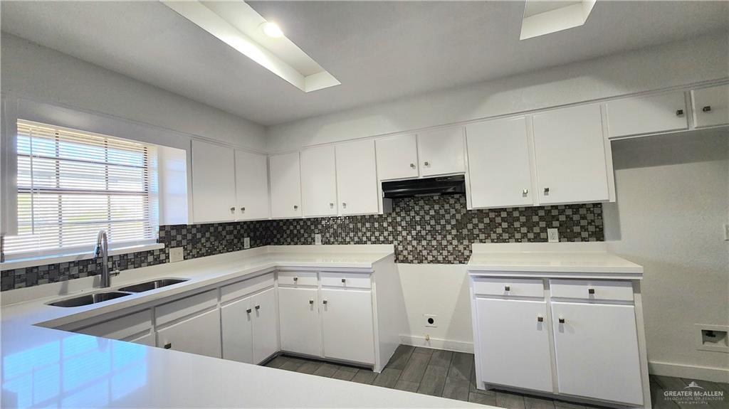 Photo 9 of 421 Casiano Street