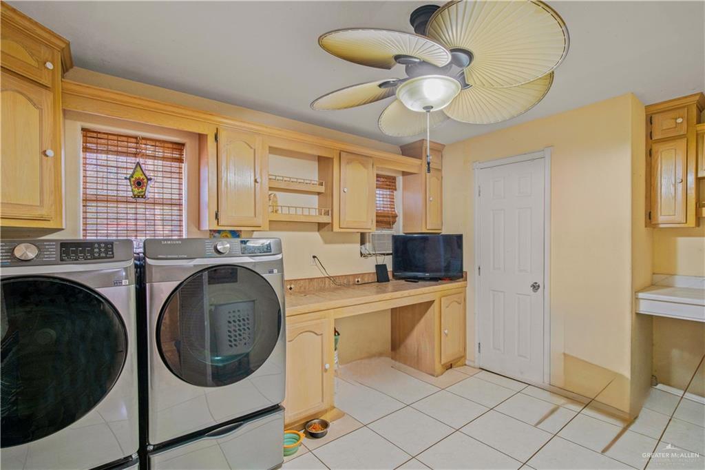 Photo 14 of 3300 Pradera Street