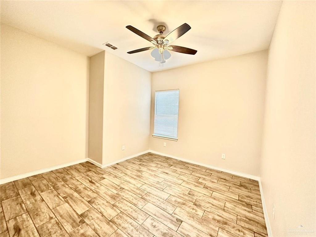 Photo 5 of 1220 Yankton Street #1