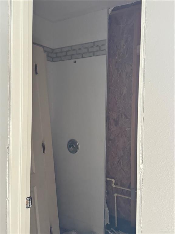 Photo 9 of 302 Cano Street