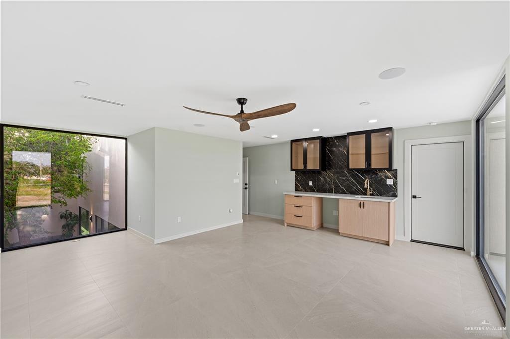 Photo 30 of 1420 7th Avenue