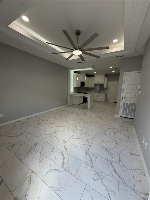 Photo 2 of 2113 Elsham Avenue #4