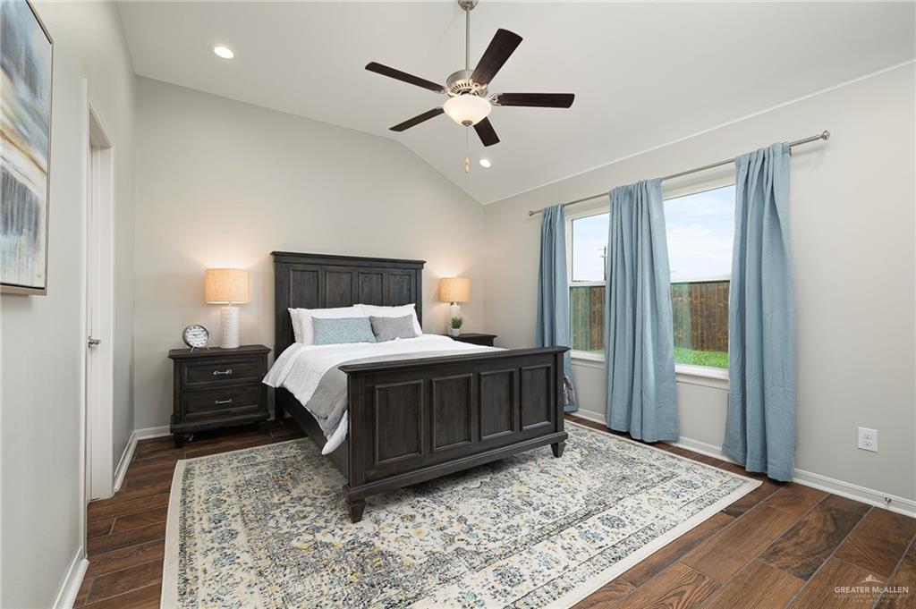 Photo 8 of 2110 Sonador Drive