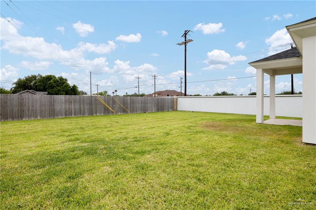 Photo 17 of 2320 Cardinal Drive