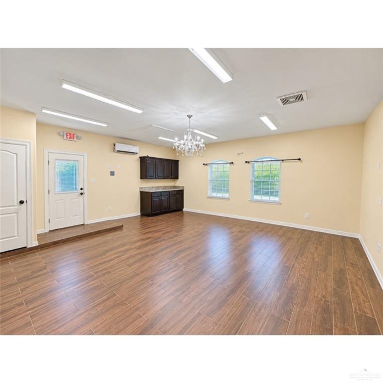Photo 14 of 606 27th Street