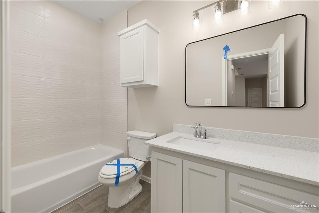 Photo 28 of 2704 Harrison Avenue #3