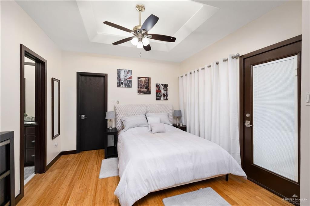 Photo 11 of 914 Rio Grande Drive