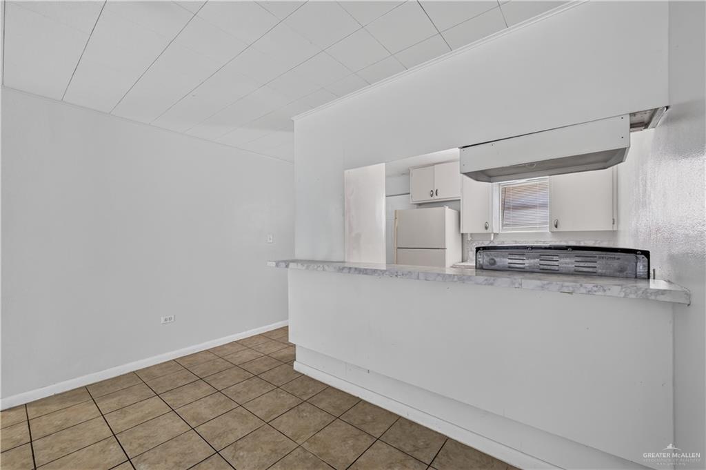 Photo 5 of 1120 Valley View Drive #A3