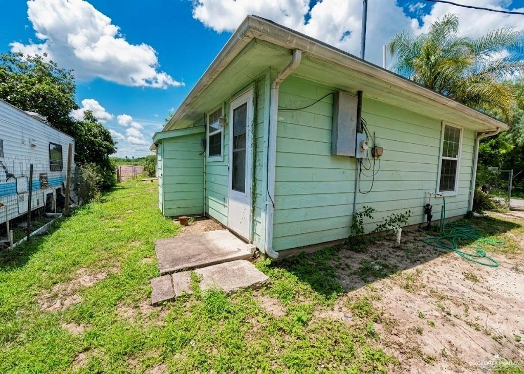 Photo 9 of 27551 Solis Road