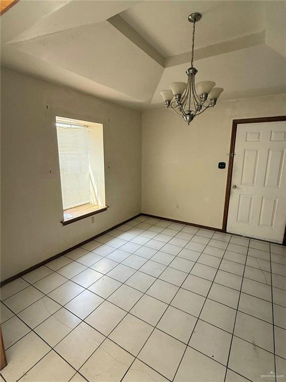 Photo 4 of 3500 Paula Avenue