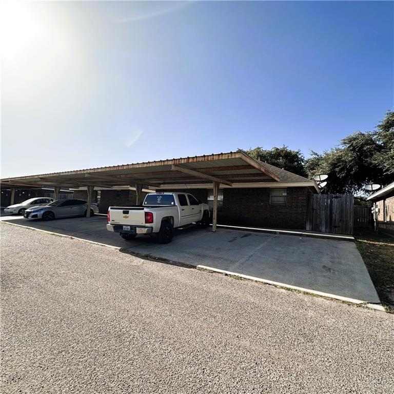 Photo 3 of 1101 Pecan Street
