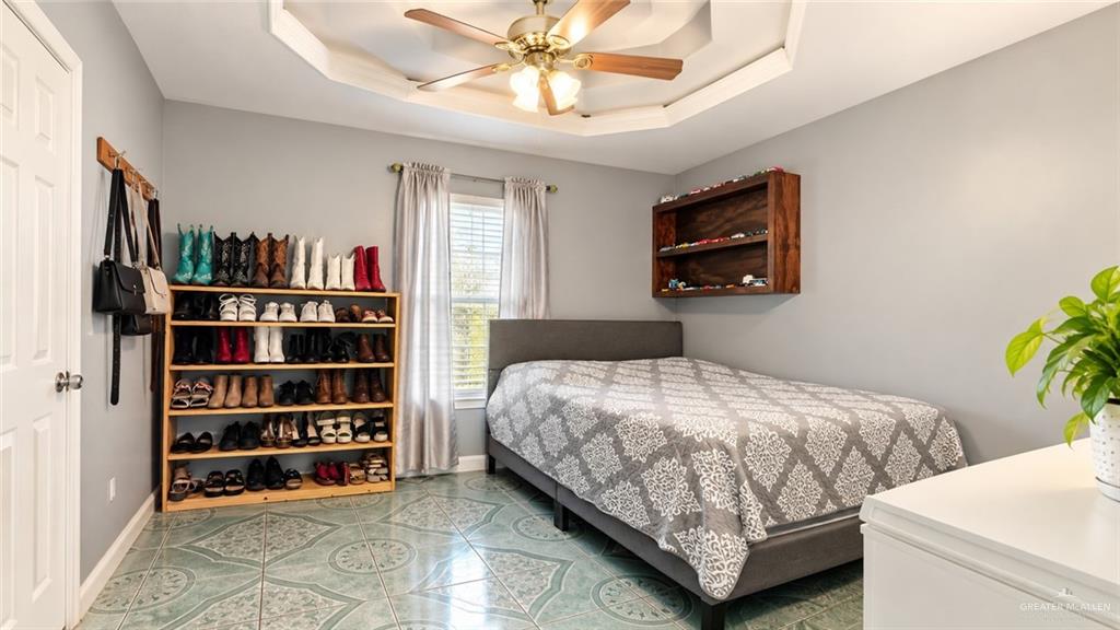 Photo 10 of 8020 Iturbide Street