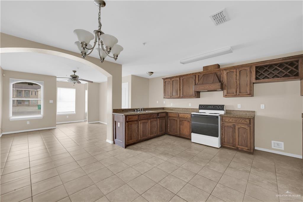 Photo 5 of 1607 Omni Avenue #3