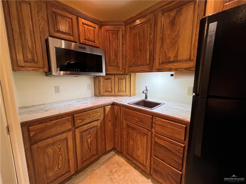 Photo 7 of 2082 Carmona East Street