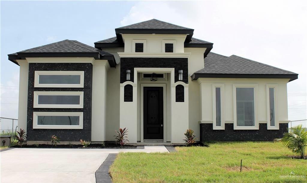 Photo 1 of 220 Contento Avenue, Donna