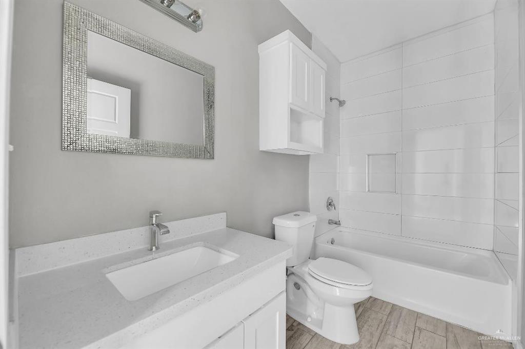 Photo 11 of 2713 Primrose Avenue #A-1