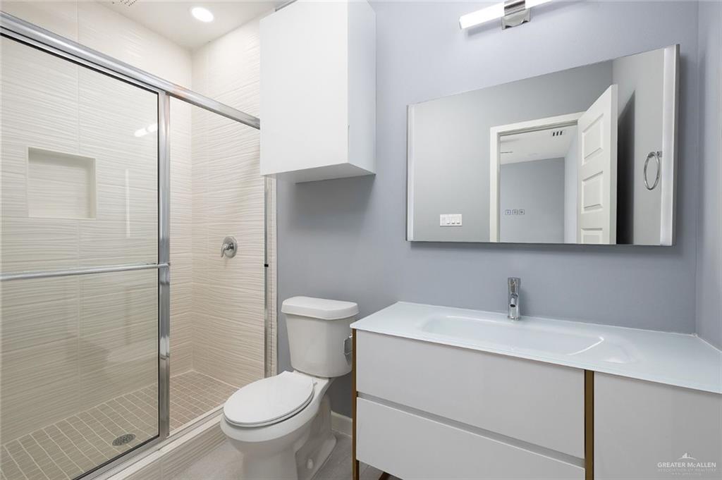Photo 11 of 1216 Harrison Avenue