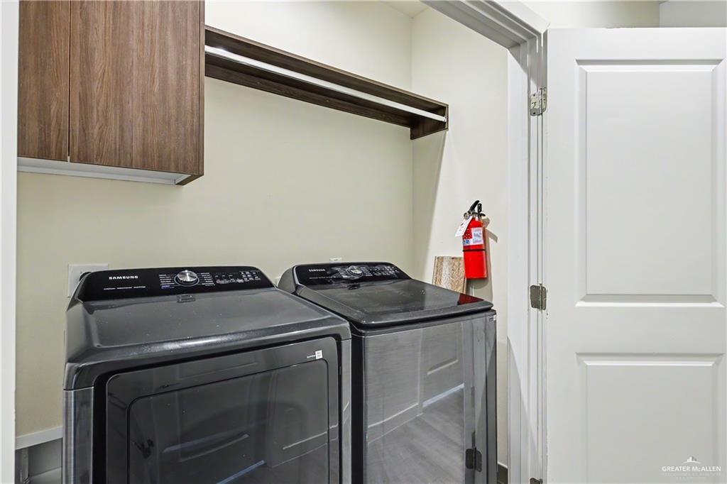 Photo 13 of 5800 Ozark Avenue #2