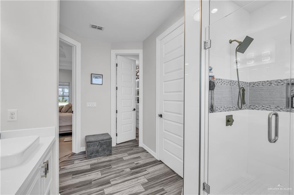 Photo 14 of 10717 28th Street