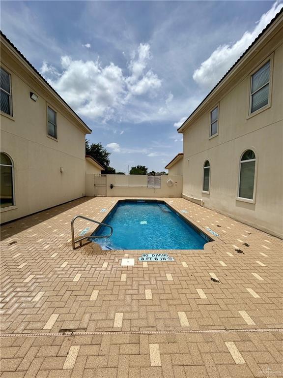 Photo 23 of 1412 Keeton Avenue #25
