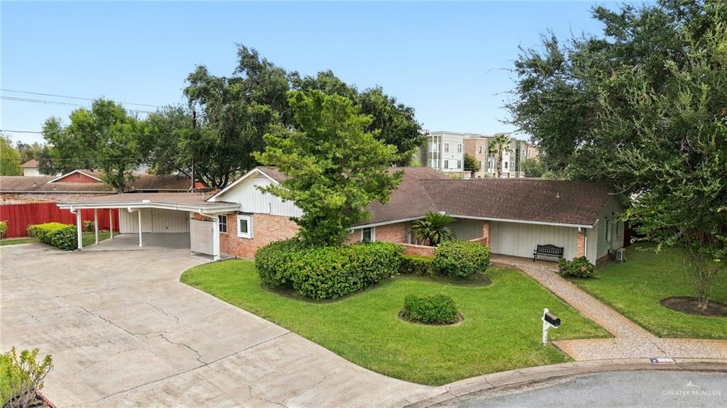 Photo 1 of 143 Harvey Drive, McAllen
