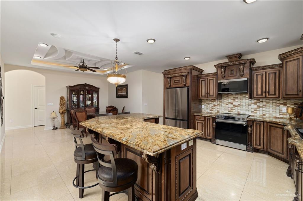 Photo 3 of 220 Santa Lucia Lane