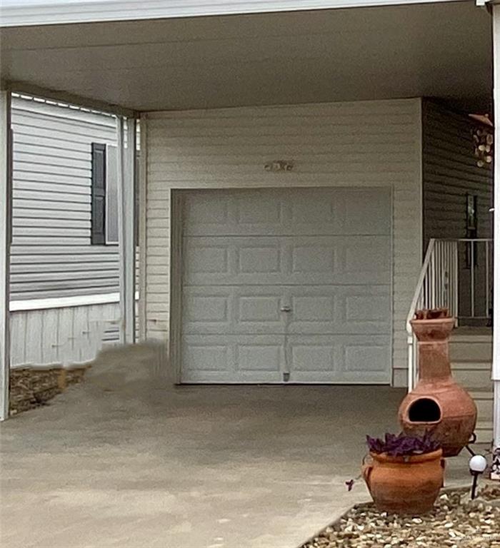 Photo 11 of 2500 Bogey Drive
