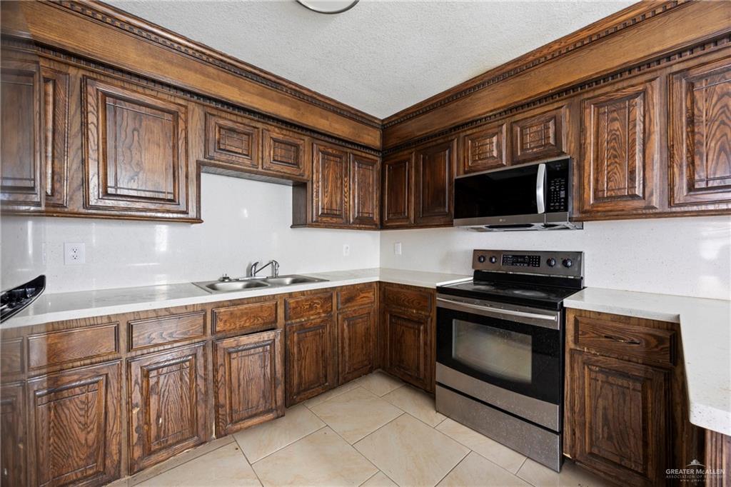 Photo 5 of 7009 Sabino Avenue