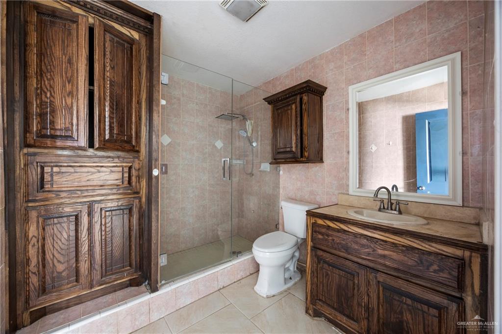 Photo 8 of 7009 Sabino Avenue
