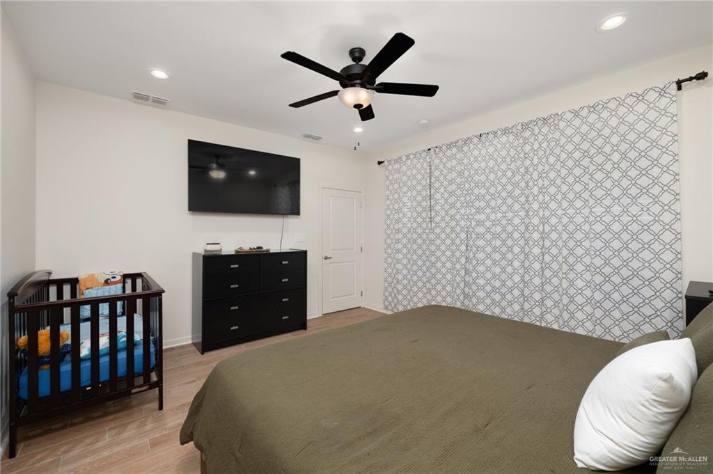 Photo 5 of 2702 Rocky Rose Avenue