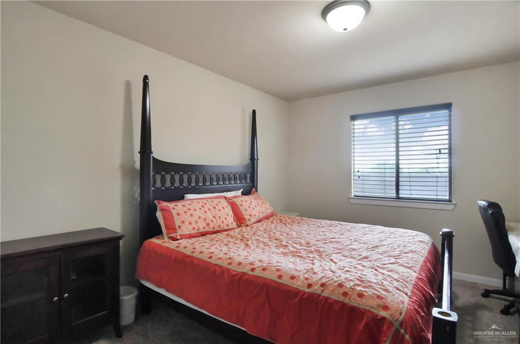 Photo 10 of 4203 Santa Maria Street