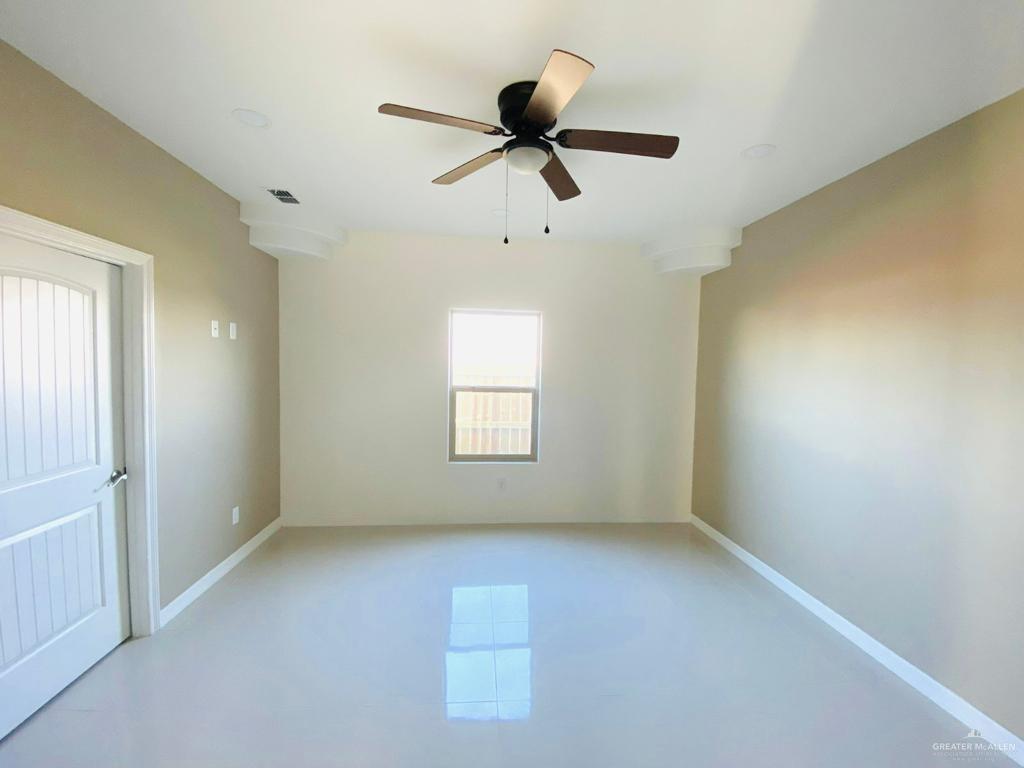 Photo 18 of 204 Helena Avenue #2