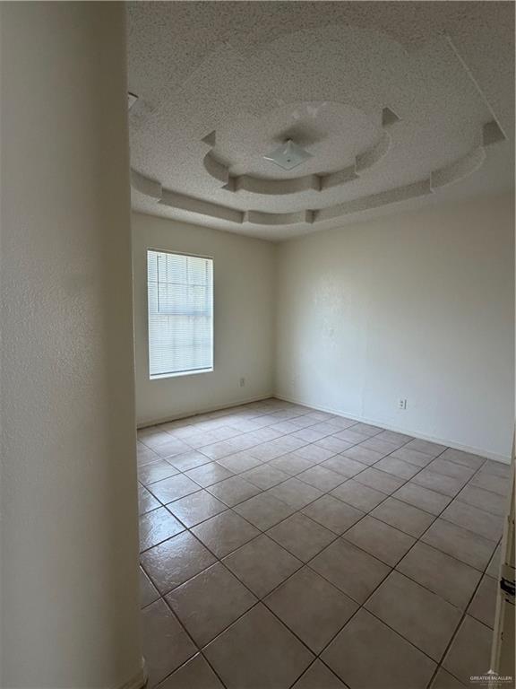 Photo 11 of 306 Polk Avenue