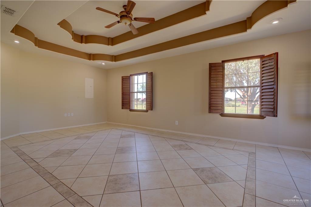 Photo 8 of 13709 Benito A Ramirez Road