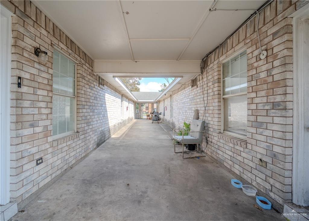 Photo 18 of 2913 Whitewing Avenue