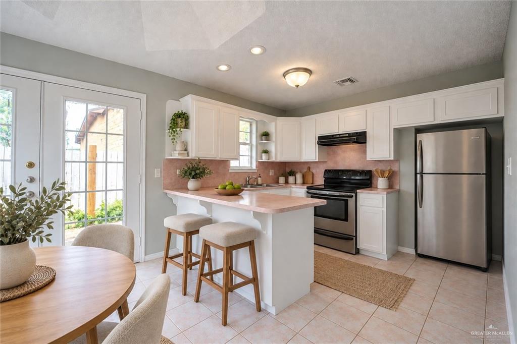 Photo 5 of 2913 Whitewing Avenue