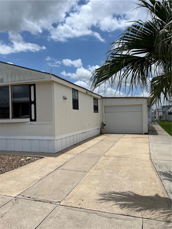 Photo 3 of 3040 Boca Chica Drive
